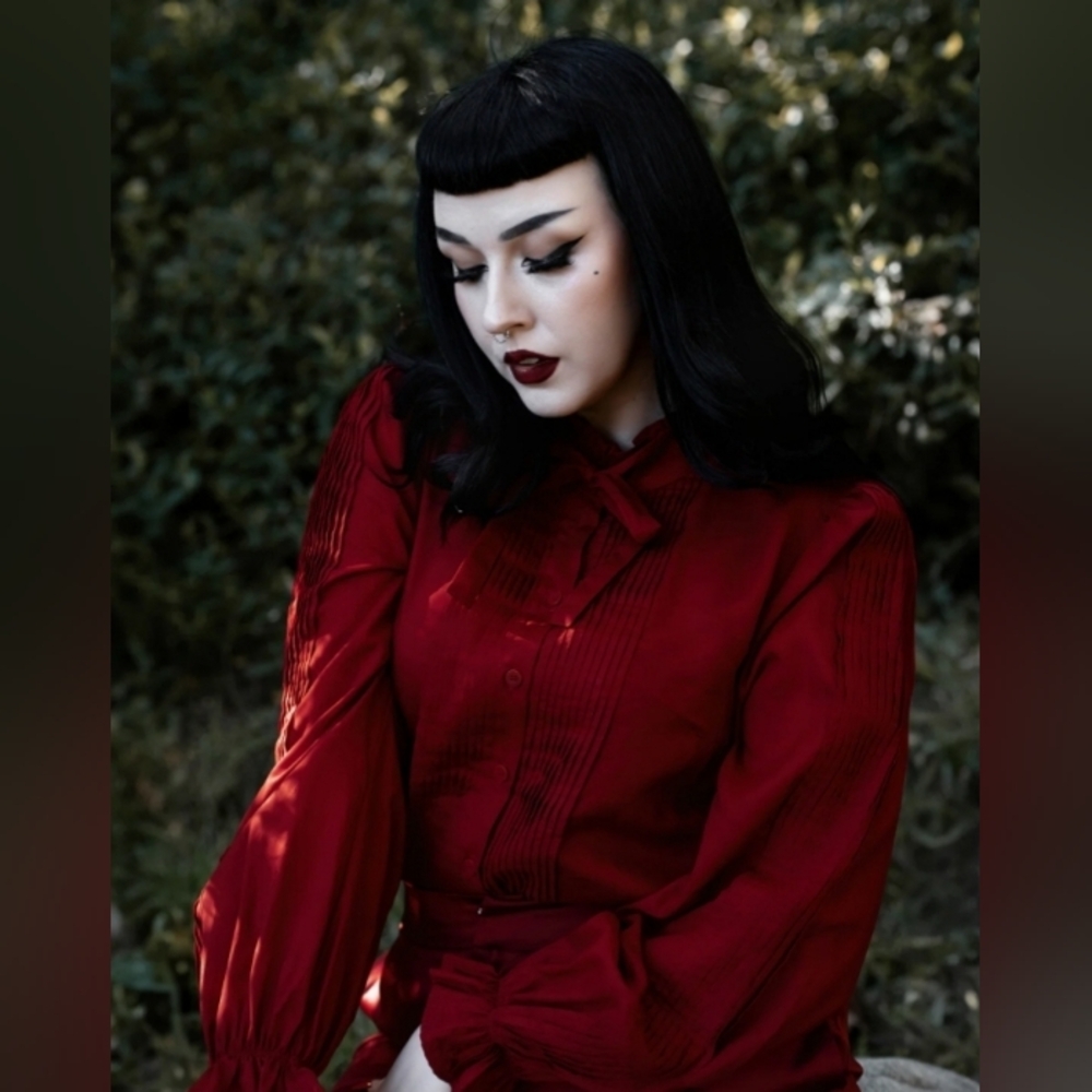 Briarcrest Button Down Shirt With Removable Bow